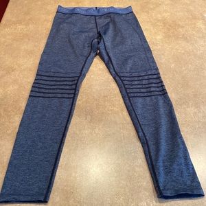 Womens Miss Me leggings size large